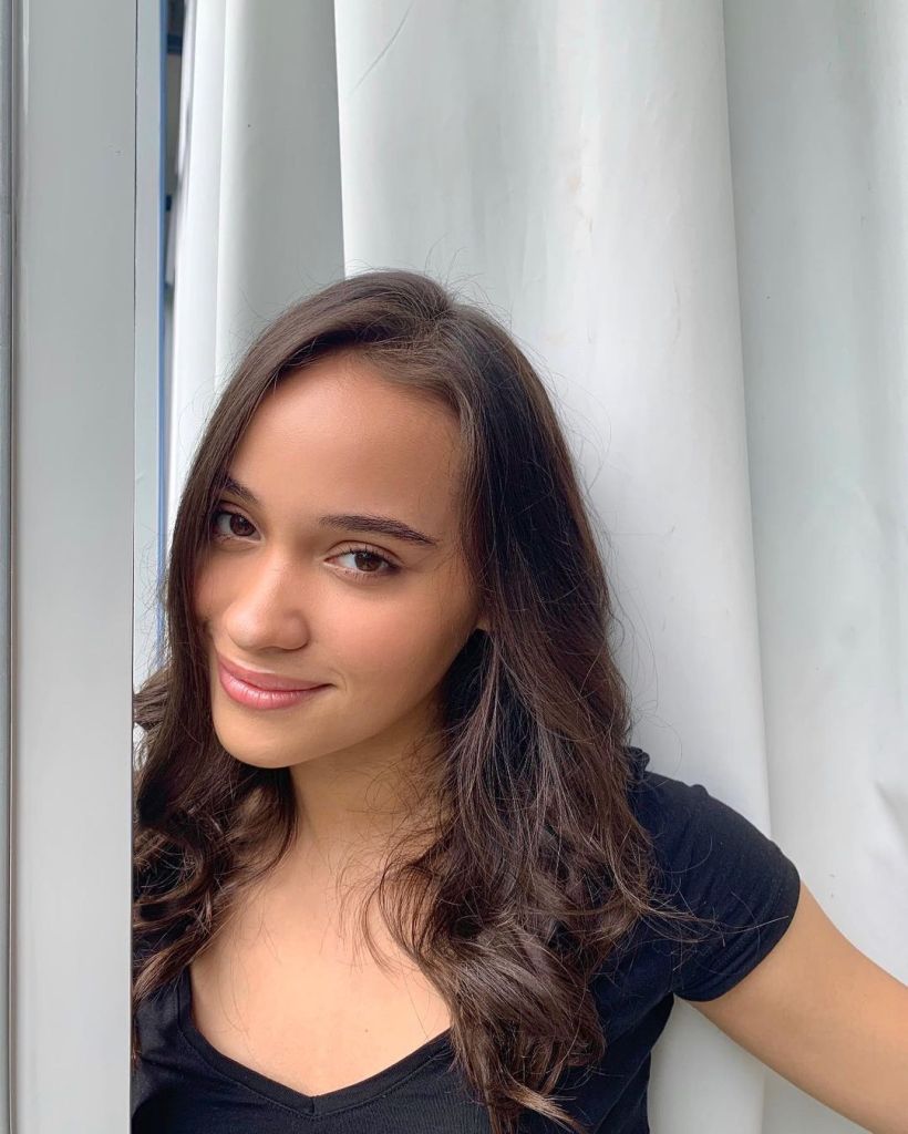 aurora ribero pemain sosmed series